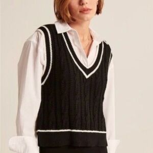Abercrombie & Fitch Black V-Neck Sweater Vest